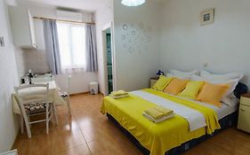 Lovely Studio Apartment For 2 Free Private Parking